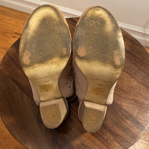 $10 CLEARANCE - Marc Fisher 6.5 Perforated Suede Stacked Heel Open-Toe Booties - Picture 8 of 8